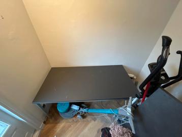 Tafel met metalen poten 160x80x76cm antraciet grijs Gebruikt beschikbaar voor biedingen