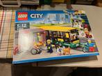 lego city 60154  busstation met bus, Ophalen of Verzenden, Zo goed als nieuw, Complete set, Lego