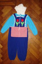 CARNAVAL fleece onesie boerin, blauw rood wit groen, 116-128, Kinderen en Baby's, Carnavalskleding en Verkleedspullen, Meisje