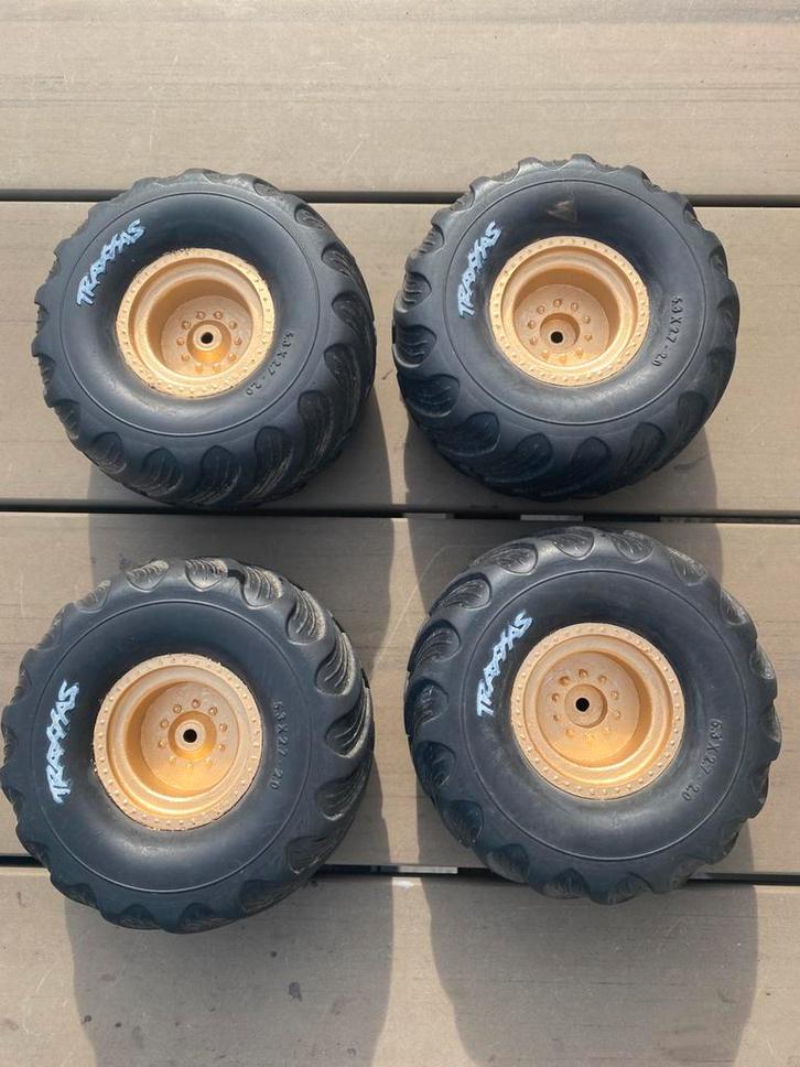 Traxxas Monsterjam banden, Hobby en Vrije tijd, Modelbouw | Radiografisch | Auto's, Gebruikt, Auto offroad, Schaal 1:10, Ophalen of Verzenden