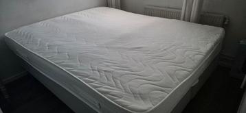 Pocketveer met traagschuim matras  160x200 beschikbaar voor biedingen