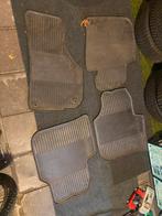 Skoda Superb matten (rubber), Auto diversen, Automatten, Ophalen, Zo goed als nieuw