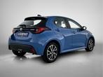 Toyota Yaris 1.5 Hybrid First Edition (bj 2021, automaat), Stof, Gebruikt, Zwart, Blauw