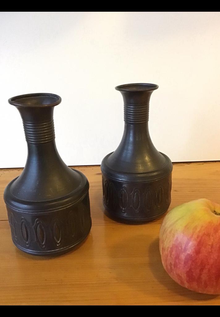 2 Identieke koperen vaasjes v de firma C. Kurz & Co uit Tiel, Antiek en Kunst, Antiek | Koper en Brons, Ophalen of Verzenden