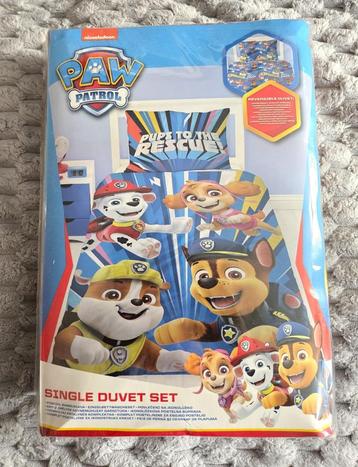 PAW PATROL 140cm x 200cm dekbedovertrek + kussensloop beschikbaar voor biedingen