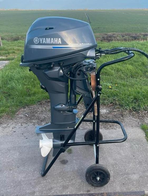 Yamaha 25 pk buitenboordmotor + powertrim! ( 25pk 20pk ), Watersport en Boten, Motorboten en Motorjachten, Zo goed als nieuw, Staal