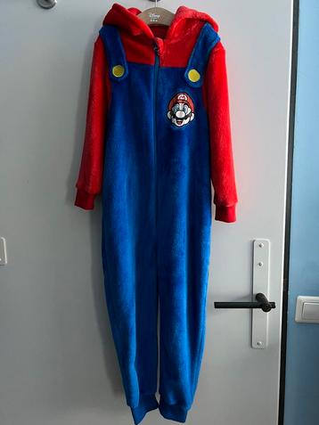 Super Mario Onesie maat 116 beschikbaar voor biedingen