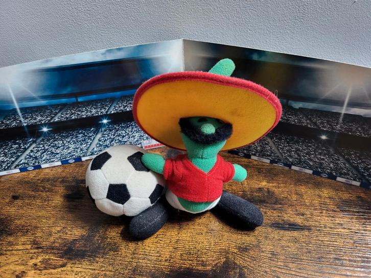 Fifa Wk voetbal 1986 mascotte, Verzamelen, Sportartikelen en Voetbal, Zo goed als nieuw, Overige typen, Ophalen