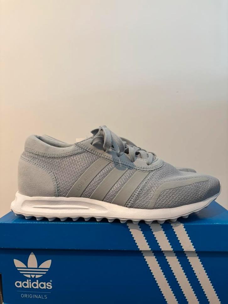 Adidas Los Angeles maat 37 1/3 nieuw!, Kleding | Heren, Schoenen, Zo goed als nieuw, Sneakers of Gympen, Overige kleuren, Ophalen of Verzenden