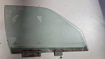 Zijruit raam groen rechtsvoor BMW E34 Sedan Touring 51321944 beschikbaar voor biedingen