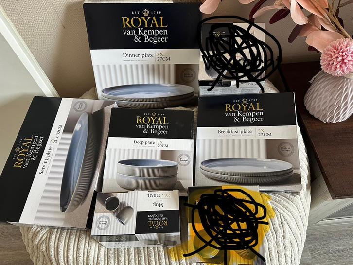 Royal Van Kempen & Begeer blauw servies bord, mok,schaal, Huis en Inrichting, Keuken | Servies, Nieuw, Bord(en), Effen, Aardewerk