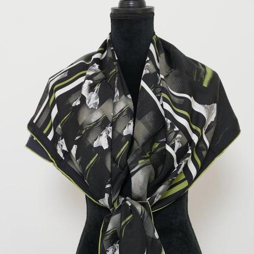 100% zijden sjaal, Kleding | Dames, Mutsen, Sjaals en Handschoenen, Nieuw, Sjaal, Ophalen of Verzenden