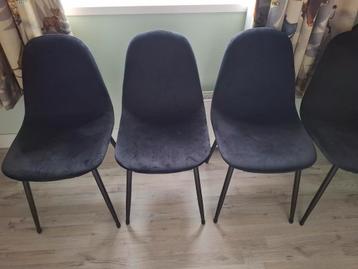 Eetkamerstoelen zwart velvet  beschikbaar voor biedingen