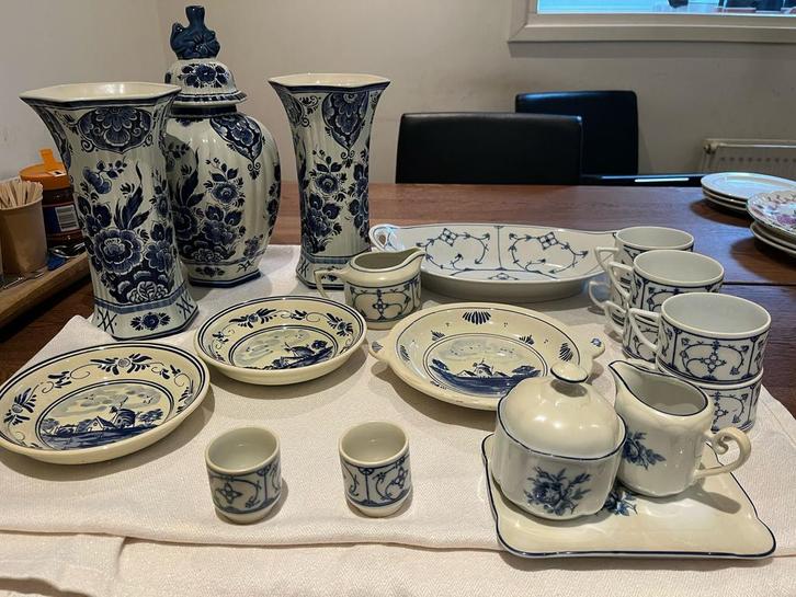 Compleet Delfst Blauw Servies, Antiek en Kunst, Antiek | Keramiek en Aardewerk, Ophalen