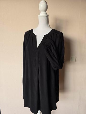 Zwarte blouse met lange mouwen maat 46 beschikbaar voor biedingen