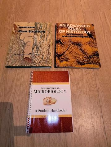 Studieboeken biologie labo geneeskunde, Engelstalig beschikbaar voor biedingen