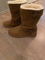 Ugg laars met gesp cognac mt:40, Kleding | Dames, Schoenen, Ophalen, Zo goed als nieuw, Bruin, Hoge laarzen