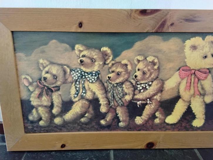 Wandposter met beren in grenen lijst, Huis en Inrichting, Woonaccessoires | Lijsten, Zo goed als nieuw, Minder dan 50 cm, 125 cm of meer