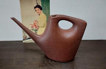 Vintage bloemengieter  beschikbaar voor biedingen