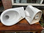twee nieuwe vlakspoel hangtoilet, Ophalen, Nieuw, Toilet