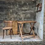 Vintage houten bistro klaptafels, retro examen tafels, Nieuw
