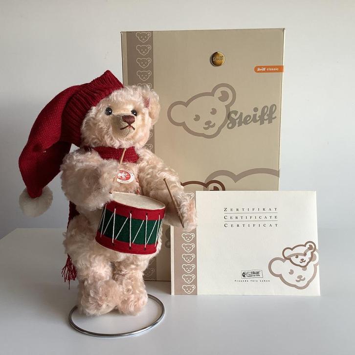gelimiteerde Steiff muzikale kerstbeer de kleine trommelaar, Verzamelen, Beren en Cherished Teddies, Nieuw, Stoffen beer, Steiff