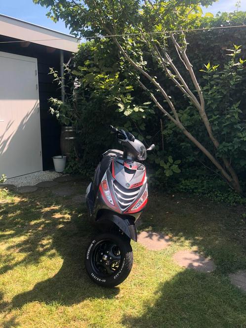 Piaggio zip 50cc 2t 2016, Fietsen en Brommers, Scooters | Piaggio, Zo goed als nieuw, Zip, Maximaal 45 km/u, Tweetakt, Ophalen