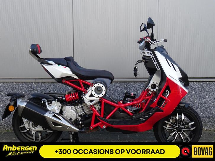 Italjet DRAGSTER 200 (bj 2024), Motoren, Motoren | Overige merken, Bedrijf, Scooter