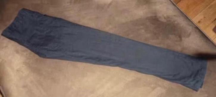 Zwarte skinny broek HEMA in maat 134, Kinderen en Baby's, Kinderkleding | Maat 134, Nieuw, Meisje, Broek, Ophalen