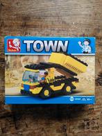 Vrachtwagen van Lego, maar dan van het merk Sluban., Kinderen en Baby's, Speelgoed | Duplo en Lego, Ophalen of Verzenden, Zo goed als nieuw