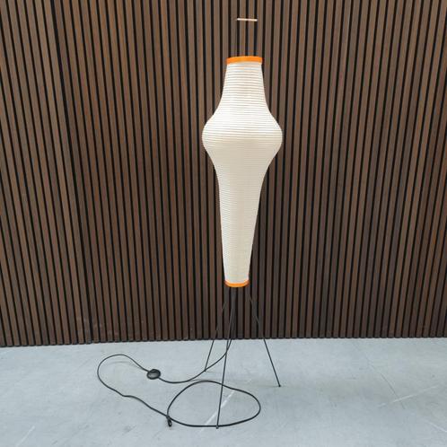 Vitra Akari 14A, Huis en Inrichting, Lampen | Vloerlampen, Nieuw, 100 tot 150 cm, Overige materialen, Ophalen of Verzenden