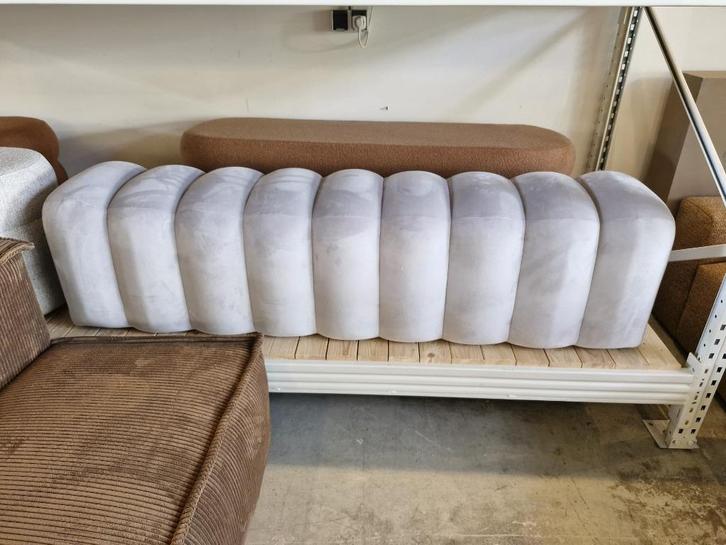 Eetkamerbank 180 cm lichtgrijs, Huis en Inrichting, Banken | Voetenbanken en Poefen, Nieuw, Minder dan 50 cm, 125 cm of meer, Rechthoekig