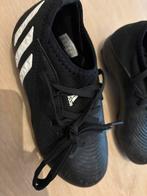 Kinder voetbalschoenen merk Adidas, Sport en Fitness, Voetbal, Maat XS of kleiner, Schoenen, Ophalen of Verzenden, Zo goed als nieuw