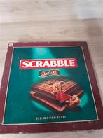 Scrabble deluxe elk woord telt - s1939, Hobby en Vrije tijd, Gezelschapsspellen | Bordspellen, Ophalen of Verzenden, Zo goed als nieuw