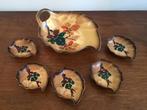 Petitfour pindaschaaltjes plateel Art Deco antiek blad model, Ophalen of Verzenden