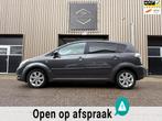 Toyota Verso 1.8 VVT-i Luna 7p.Navigatie Trekhaak, Gebruikt, Huisgarantie, 4 cilinders, 7 stoelen