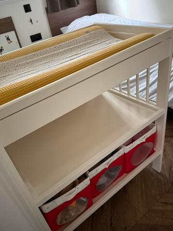 Commode beschikbaar voor biedingen