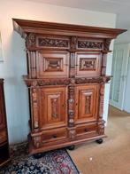 Antieke Eikenhouten Kast met Snijwerk 2 delig, Antiek en Kunst, Antiek | Meubels | Kasten, Ophalen