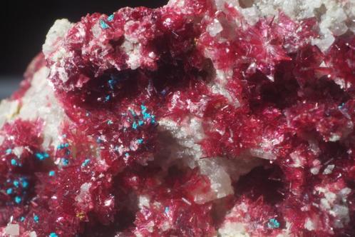 **TOP** ERYTHRIEN + LAVENDULAAN uit Marokko, Verzamelen, Mineralen en Fossielen, Mineraal, Ophalen of Verzenden