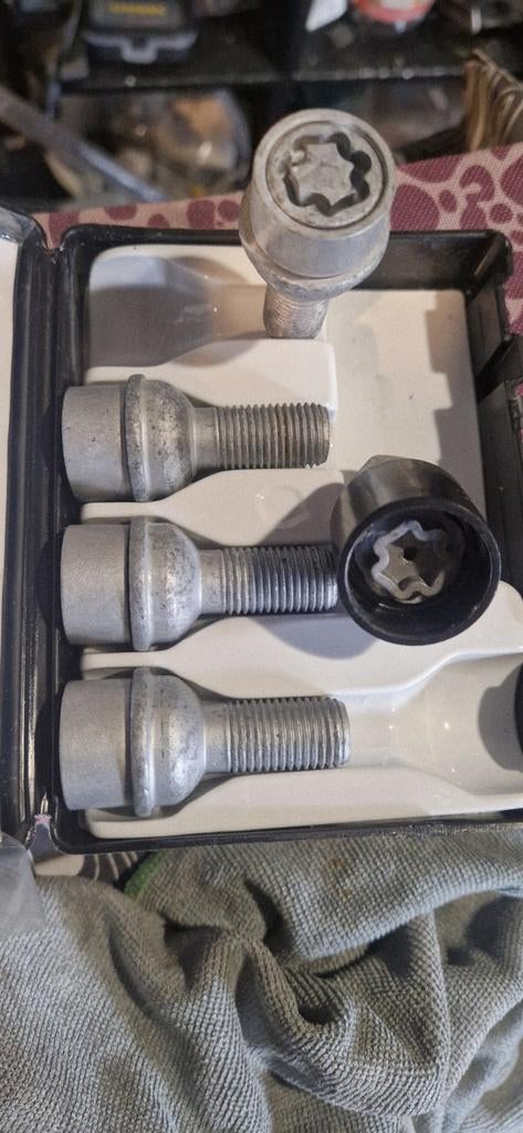 Mercedes Wielsloten Set, Ophalen of Verzenden, Gebruikt, Mercedes-Benz