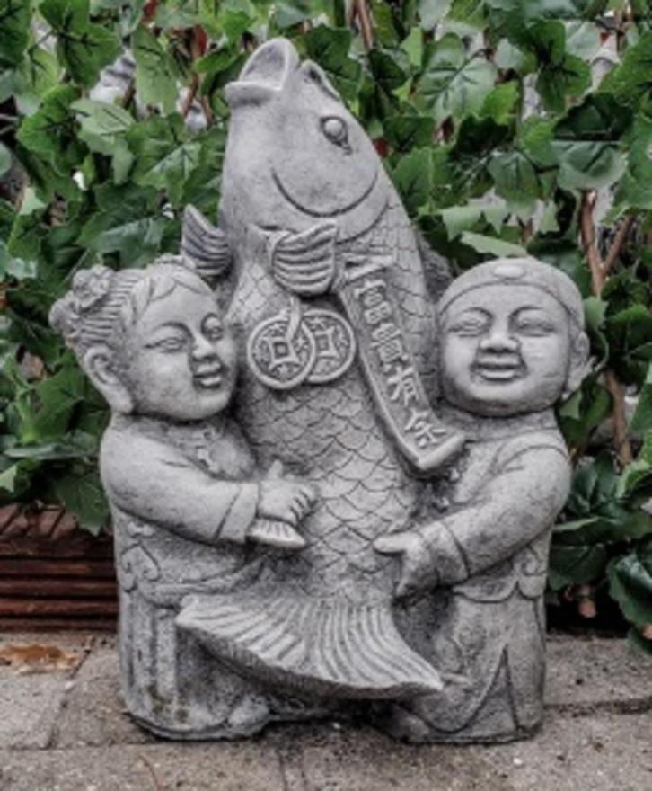 Oosterse Kinderen met Koi Karper Nu alle beelden 15%korting, Tuin en Terras, Tuinbeelden, Nieuw, Overige typen, Beton, Ophalen