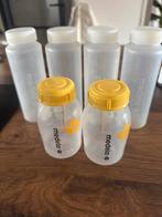 Medela bewaarflessen + bewaarzakjes, Ophalen of Verzenden, Zo goed als nieuw, Overige typen