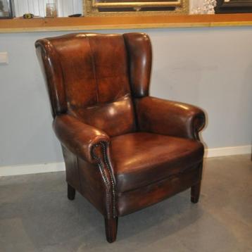 Schapenlederen oorfauteuil met karakter DNG beschikbaar voor biedingen