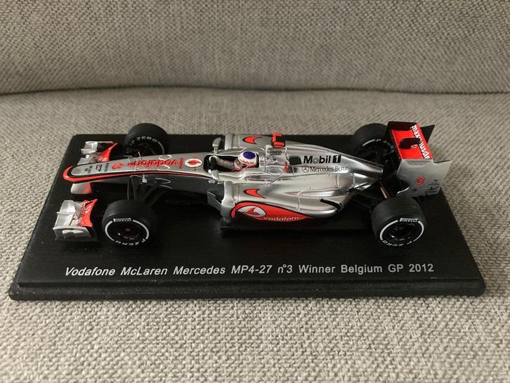 ✅ Jenson Button 1:43 Winner Belgium GP Mclaren MP4-27 Spark, Verzamelen, Automerken, Motoren en Formule 1, Nieuw, Formule 1, Ophalen of Verzenden
