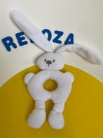 5117 Nattou rammelaar konijn wit, Ophalen of Verzenden, Zo goed als nieuw, Konijn