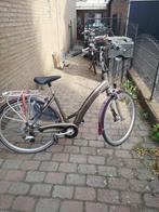 Damesfiets te koop., Fietsen en Brommers, Ophalen, Zo goed als nieuw, Batavus, Versnellingen