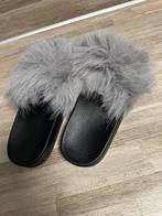 Nieuwe Bont slippers in het grijs, Slippers, Nieuw, Ophalen of Verzenden, Grijs