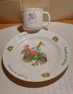 Kinderservies Douwe Egberts kunststof,  Friends on holiday, Huis en Inrichting, Keuken | Servies, Ophalen of Verzenden, Overige materialen