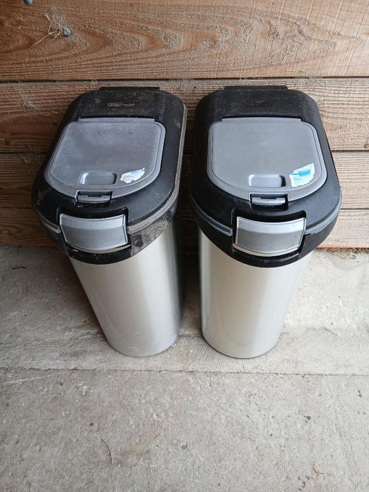 Curver Voedselcontainer - 54L - 20KG, Dieren en Toebehoren, Paarden en Pony's | Overige Paardenspullen, Gebruikt, Overige soorten
