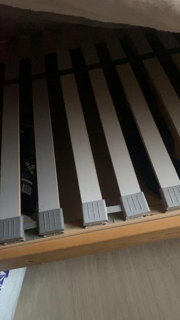 Ikea bed + lattenbodem 140x200 - afbeelding 3